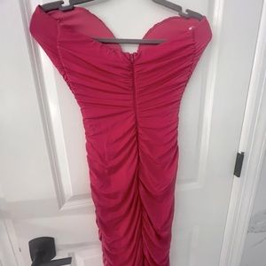 Cute stretchy party dress.